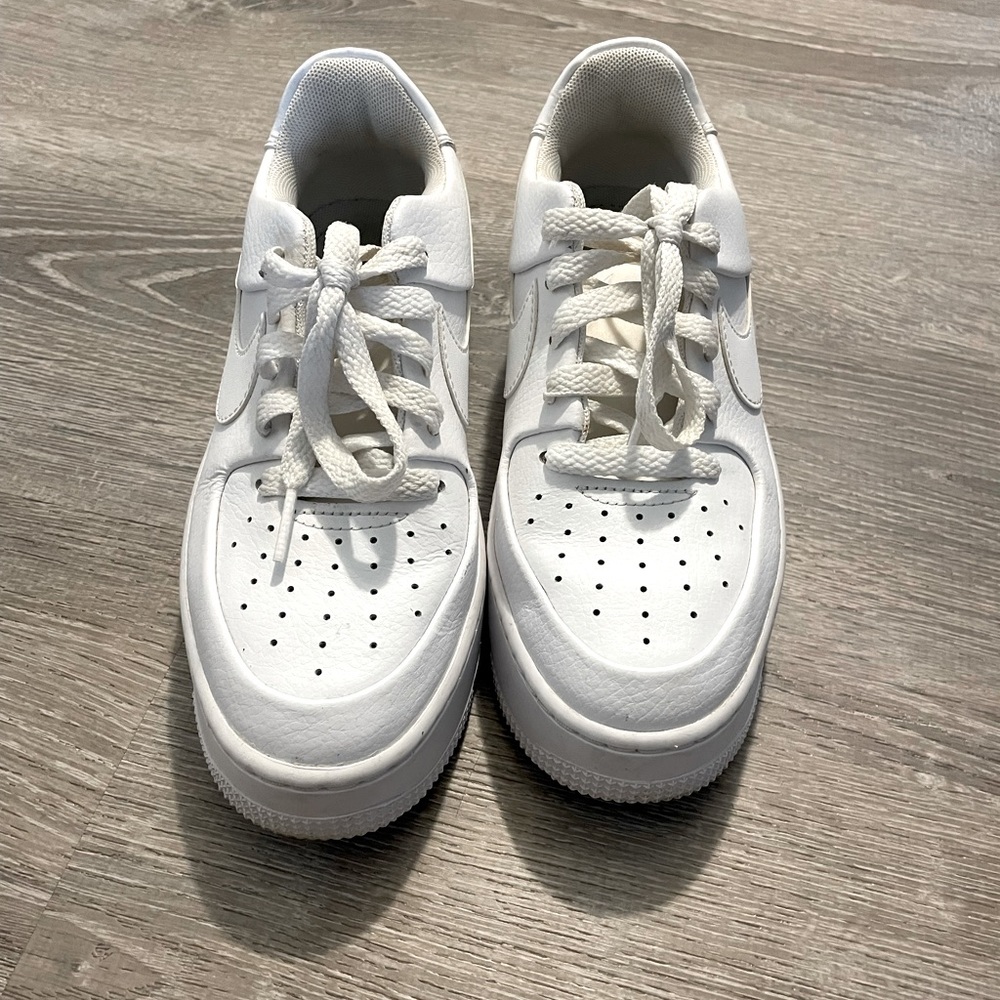 • NIKE • Air Force 1 platform •